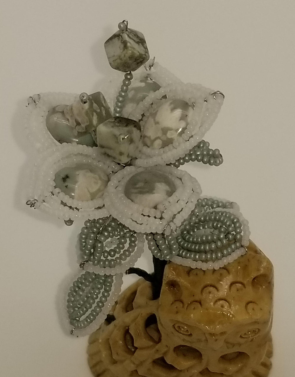 Owl with Jade Flower